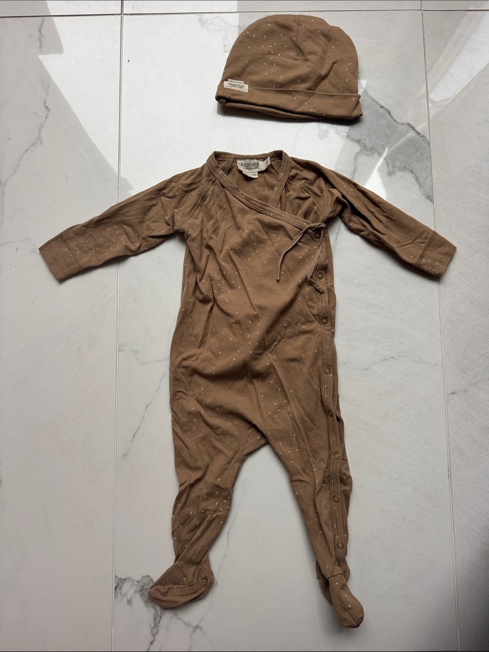 Marmar Copenhagen footie and hat